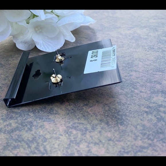 NWT KATHERYN KENT GOLD TONE PEARL AND CUBIC ZIRCONIA EARRINGS - Picture 6 of 7